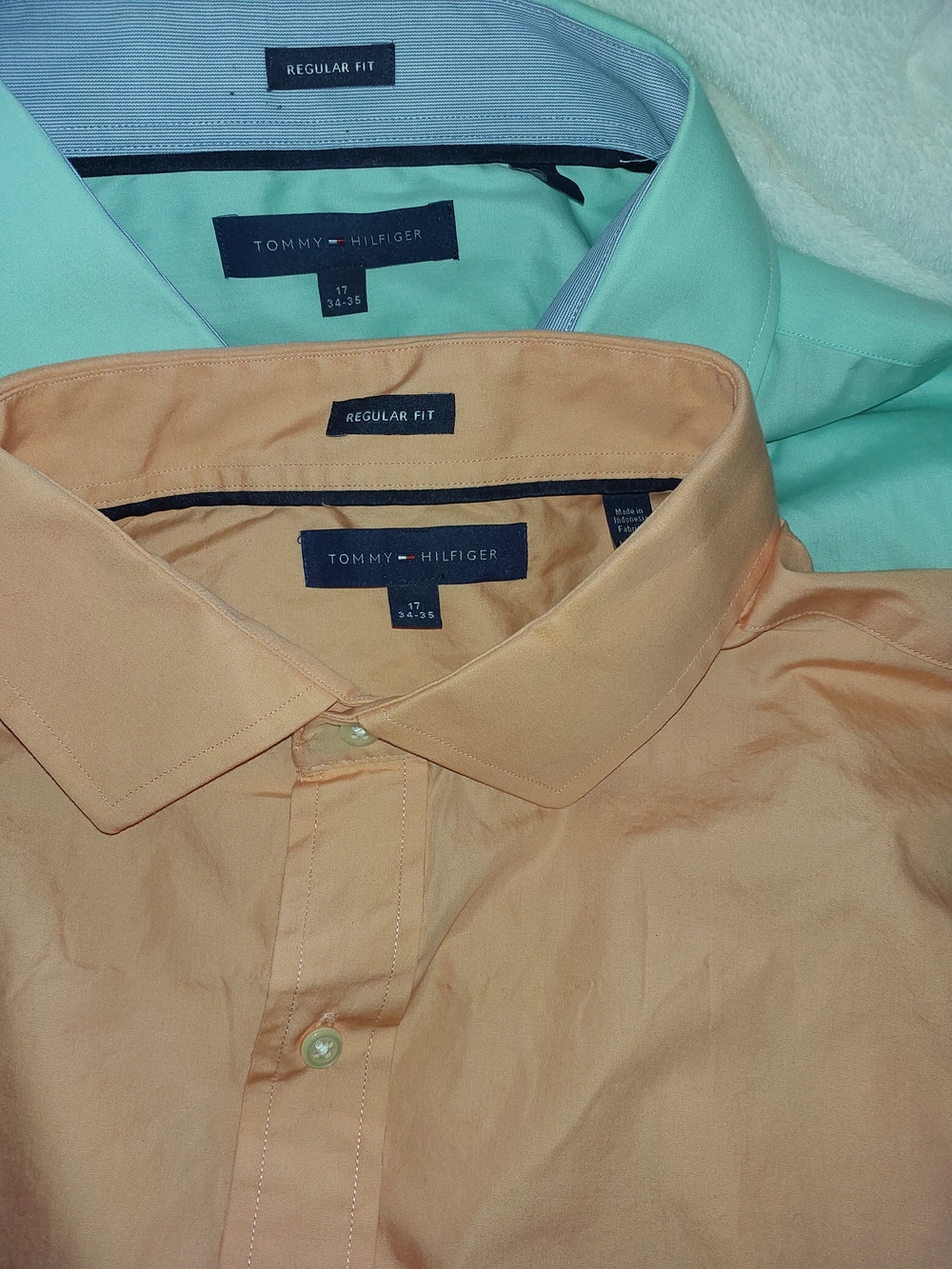 Tommy Hilfiger Men’s Regular Fit Mint & Peach Long Sleeve Dress Shirts